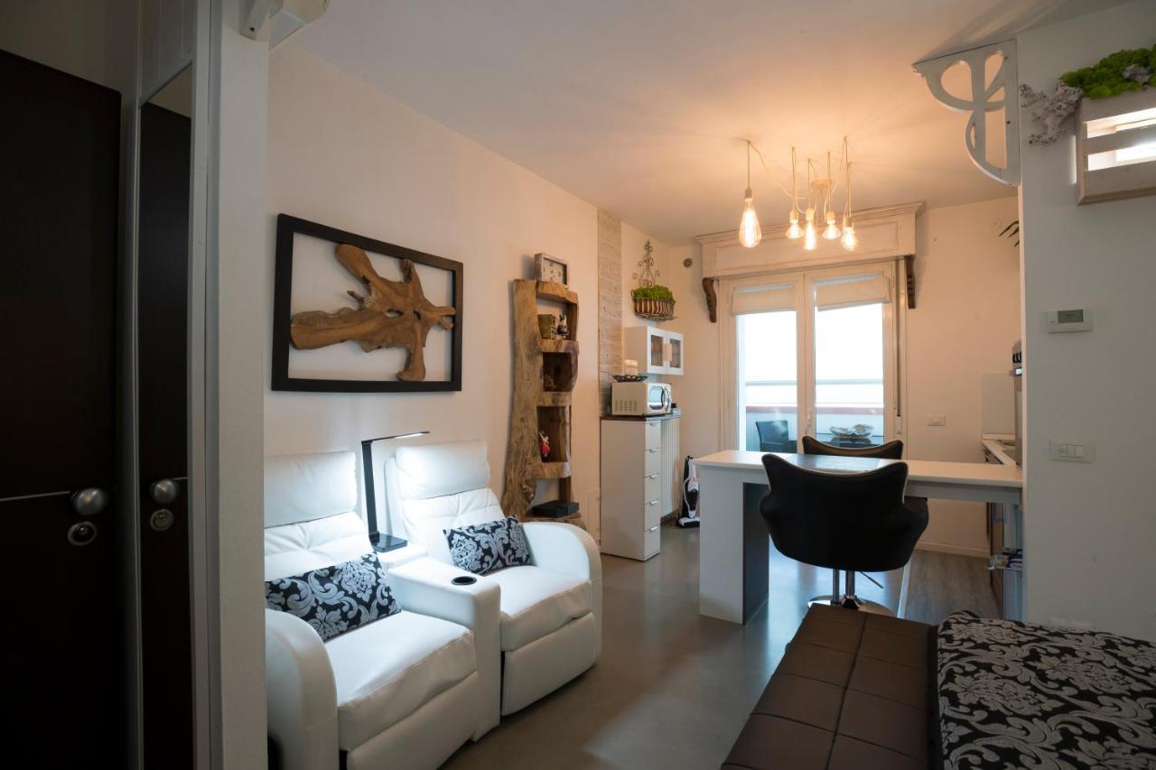 Come Sentirsi A Casa Piacenza Bagian luar foto