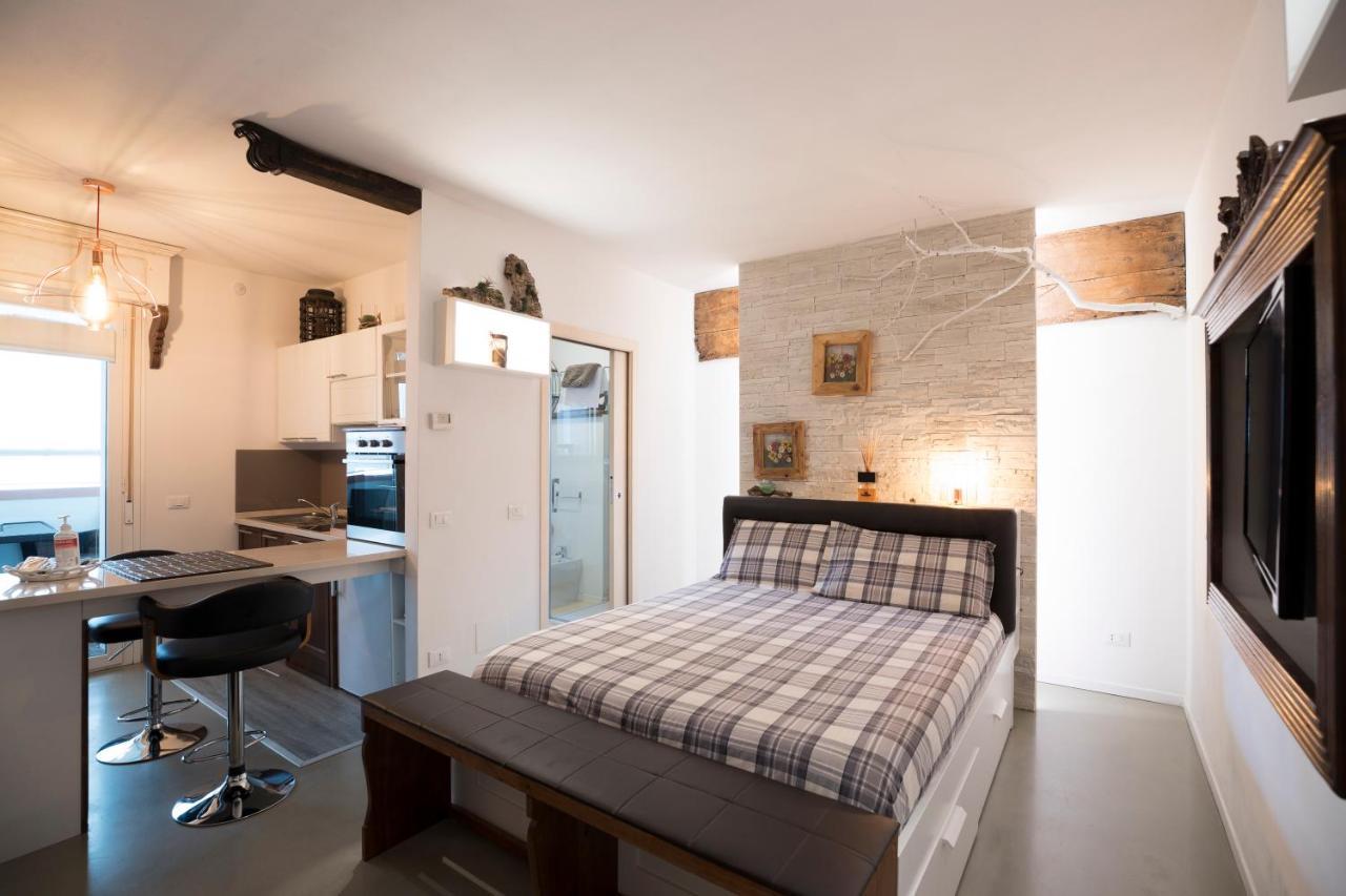 Come Sentirsi A Casa Piacenza Bagian luar foto