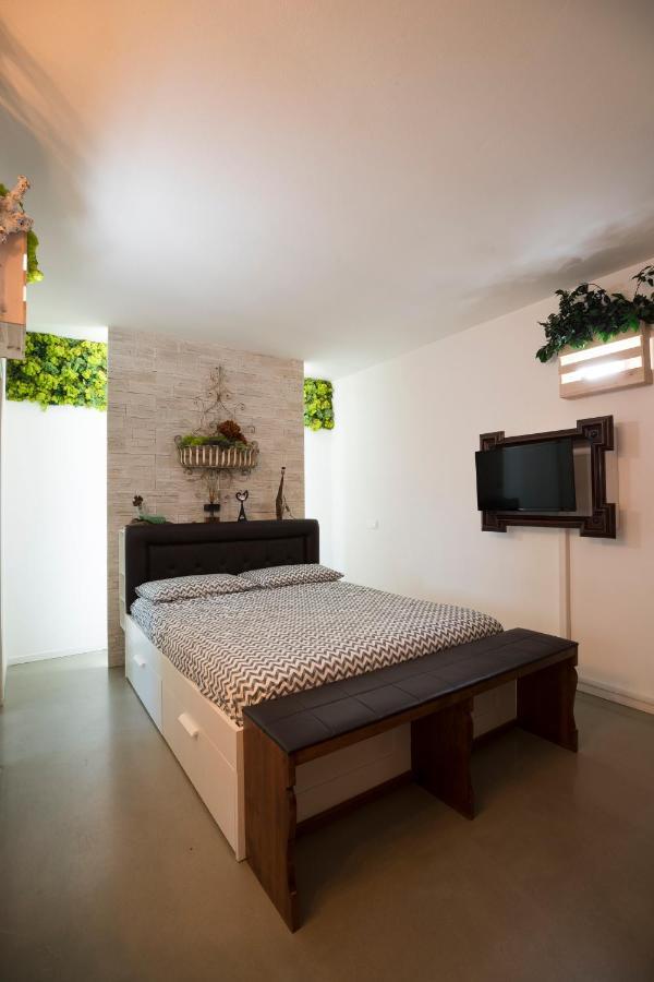 Come Sentirsi A Casa Piacenza Bagian luar foto